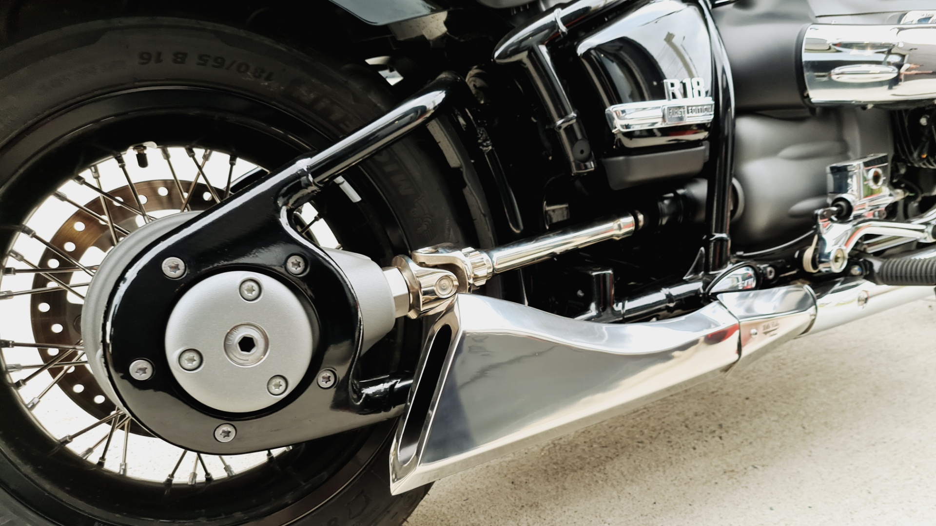 Silencieux BMW R18 - OST Echappement